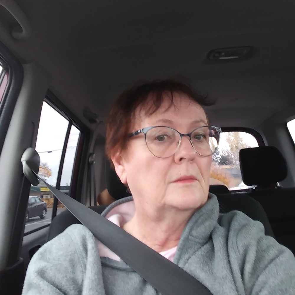 Meet your Posher, Gwen